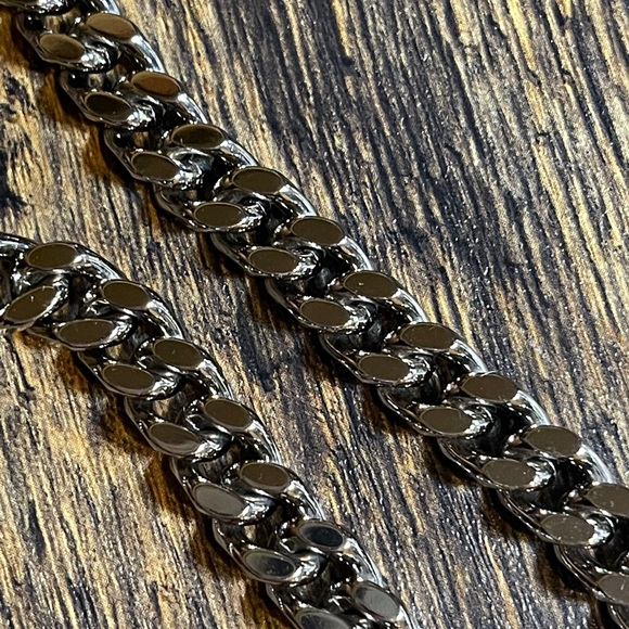 SAINT LAURENT MONOGRAM ENVELOPE WALLET - Picture 7 of 14